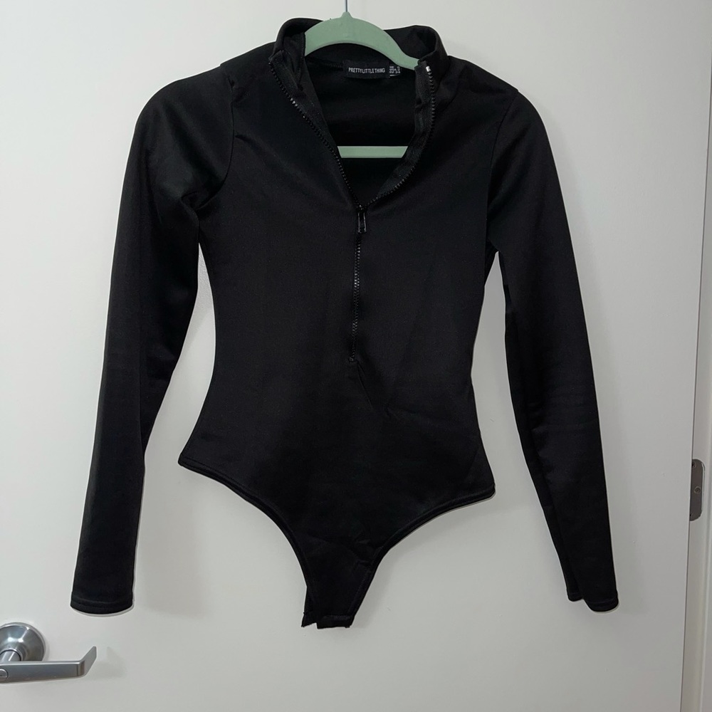 Prettylittlething black bodysuit